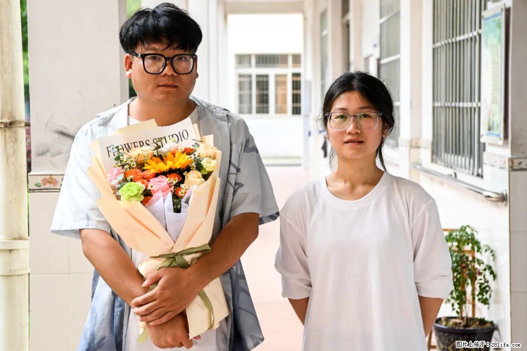 全网追的“扁担女孩”，找了一份暑假工，时薪12元 - 黑河生活资讯 - 黑河28生活网 heihe.28life.com